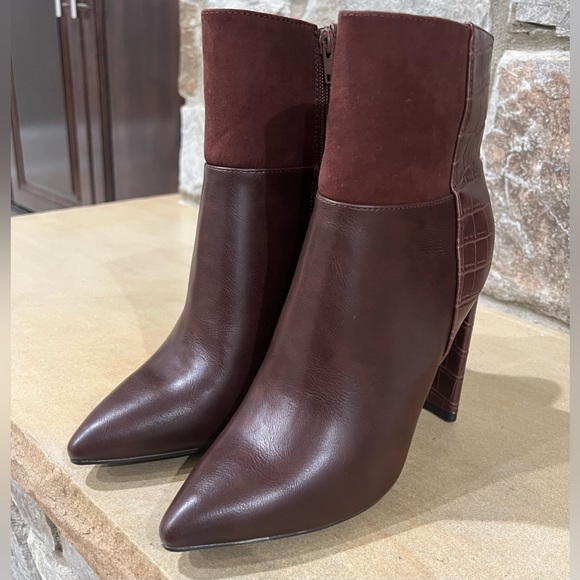 Saskia - Picture 3 of 7